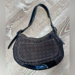 Shoulder bag